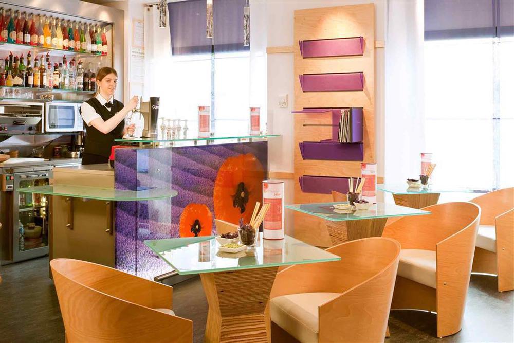 Ibis Metz Centre Gare Hotell Rum bild